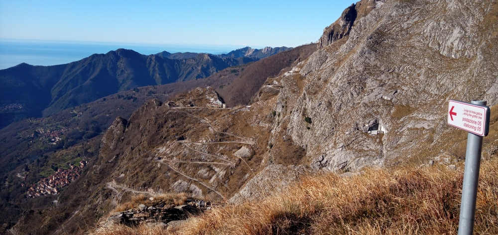 Escursioni nelle Alpi Apuane - Pania Forata Hostel